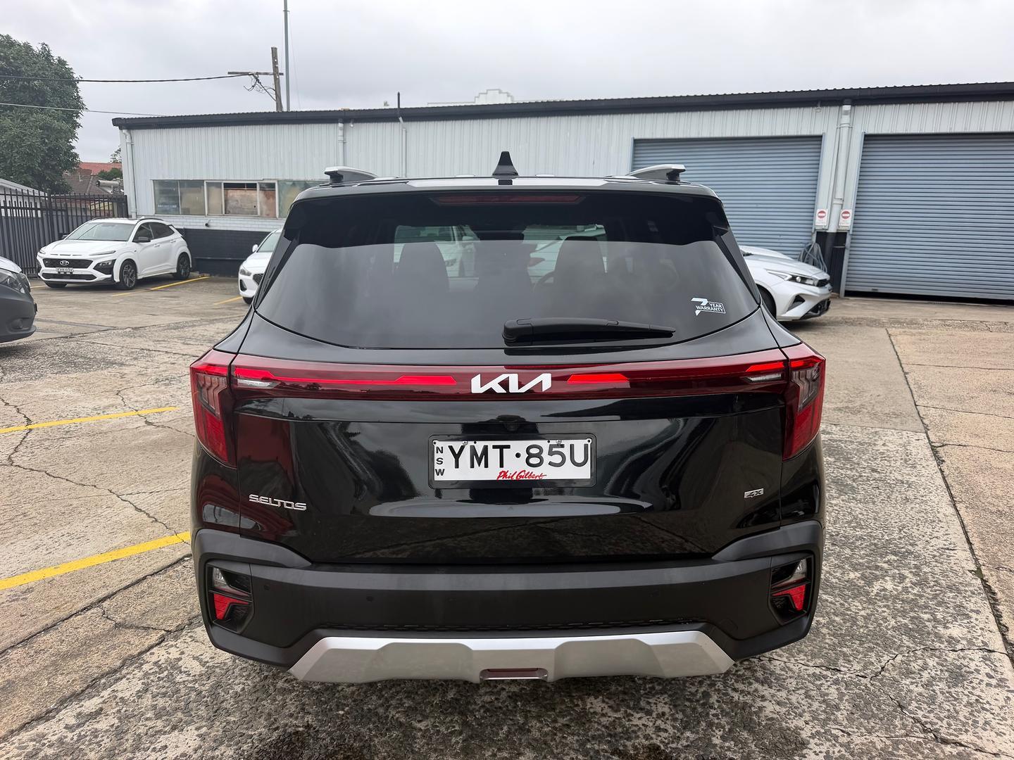 2023 Kia Seltos Sport+ in Fusion Black (Fsb)