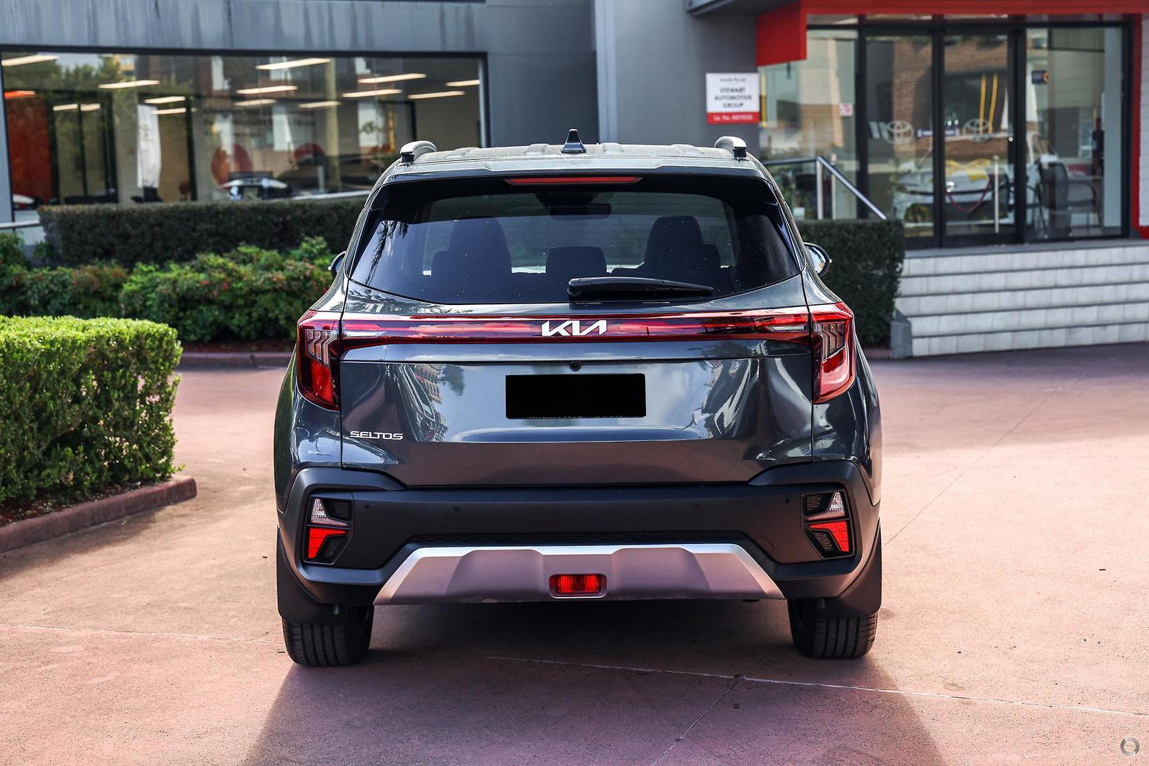 2025 Kia Seltos Sport+ in Grey