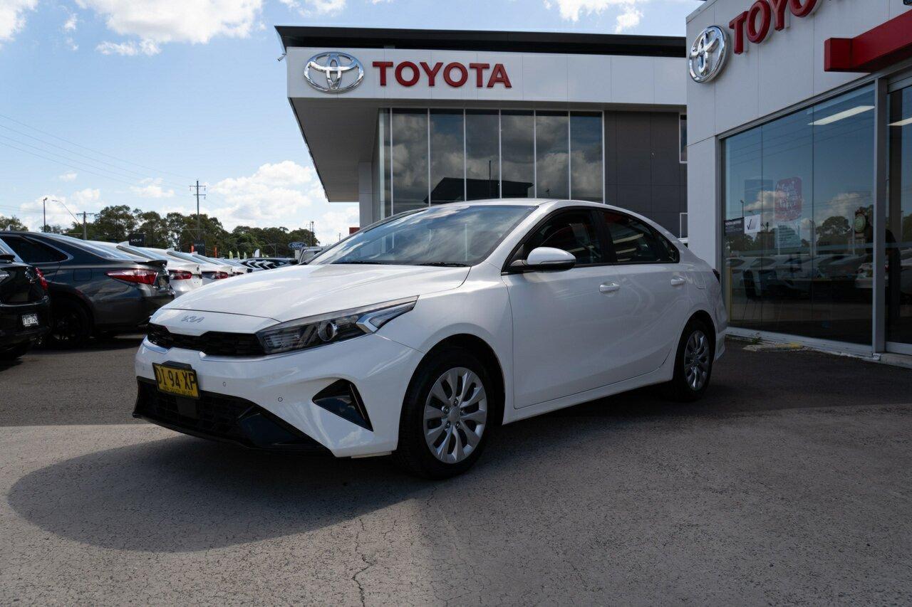 2024 Kia Cerato S in Clear White (Ud)