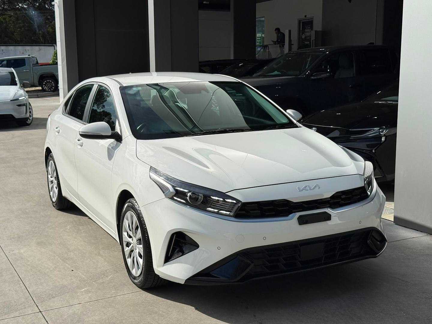 2024 Kia Cerato S in White