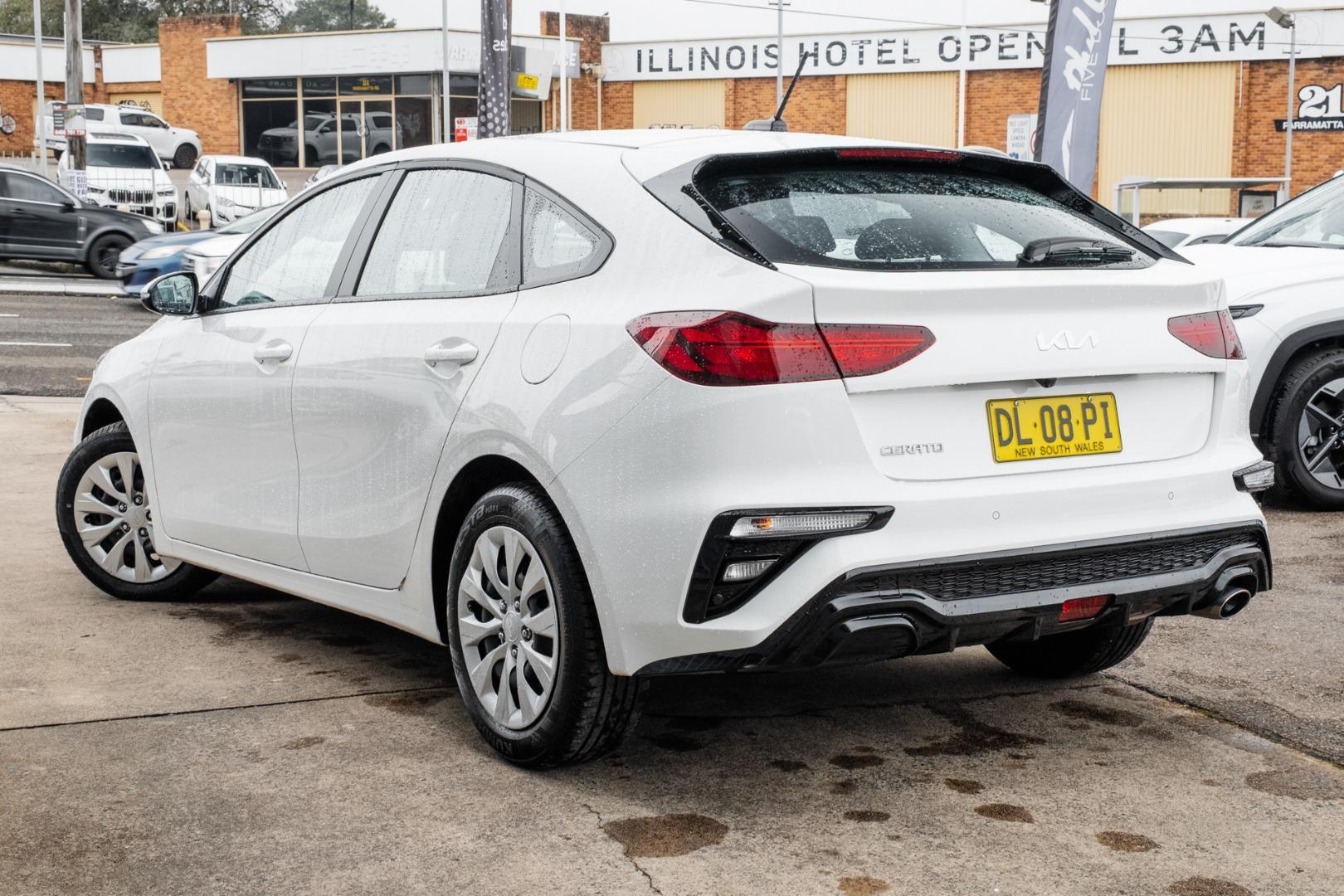 2024 Kia Cerato S in Clear White (Ud)
