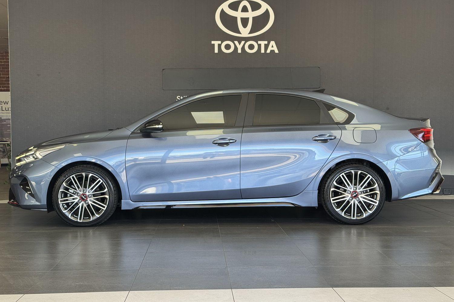 2022 Kia Cerato GT in Blue