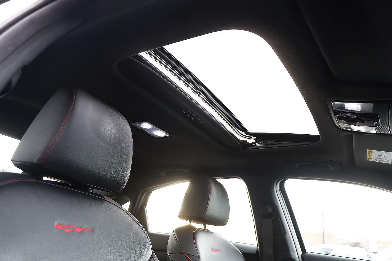 2022 Kia Cerato GT in White
