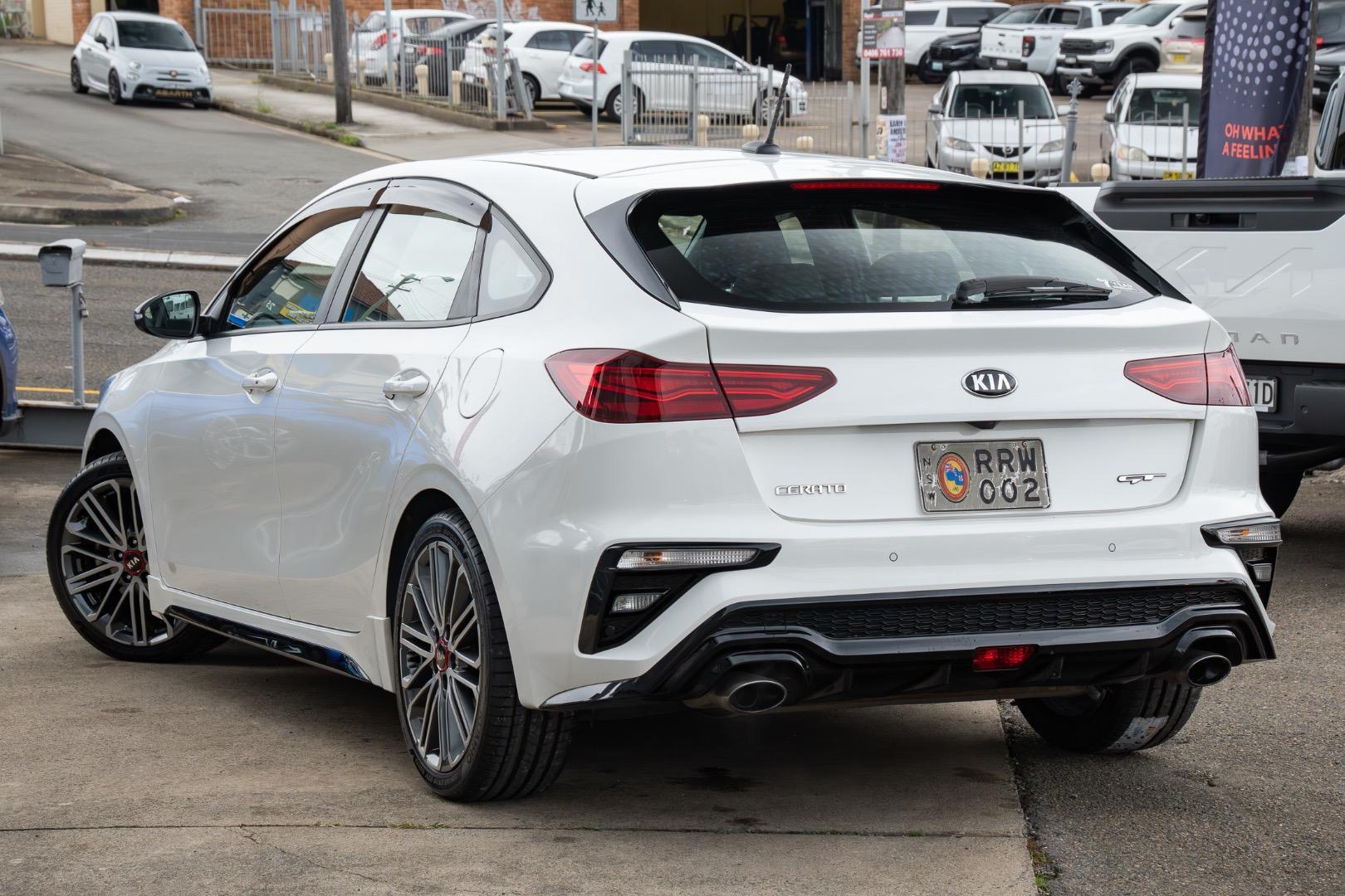 2019 Kia Cerato GT in Clear White (Ud)