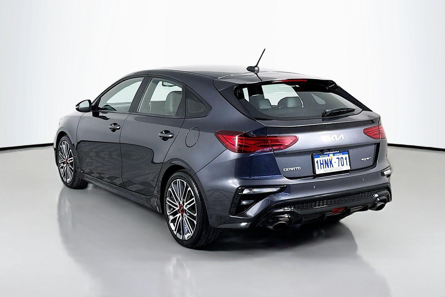 2022 Kia Cerato GT in Black