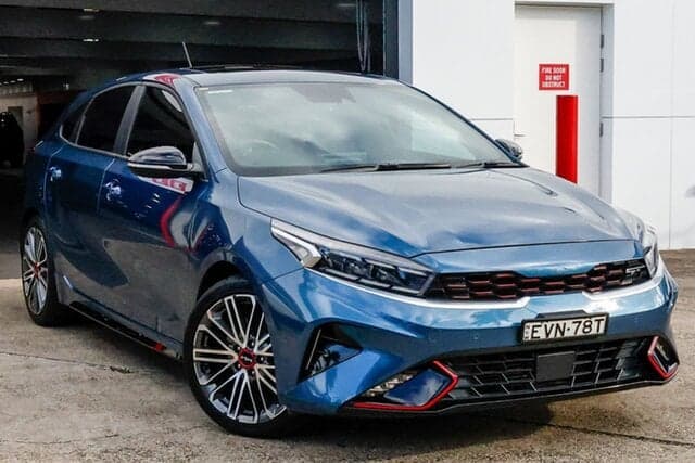 2022 Kia Cerato GT in Blue