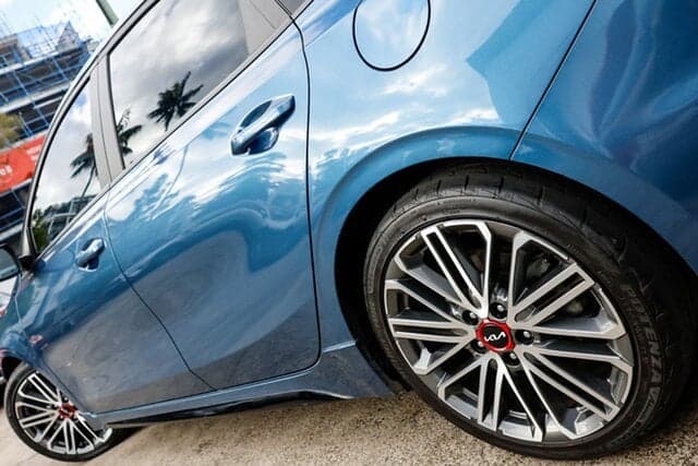 2022 Kia Cerato GT in Blue