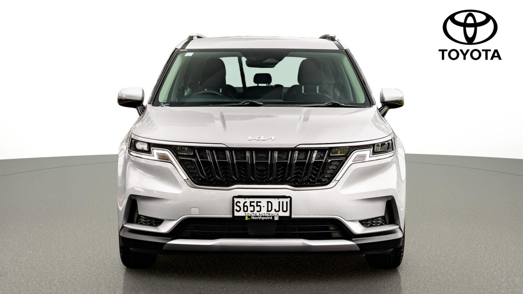2022 Kia Carnival S in Silver