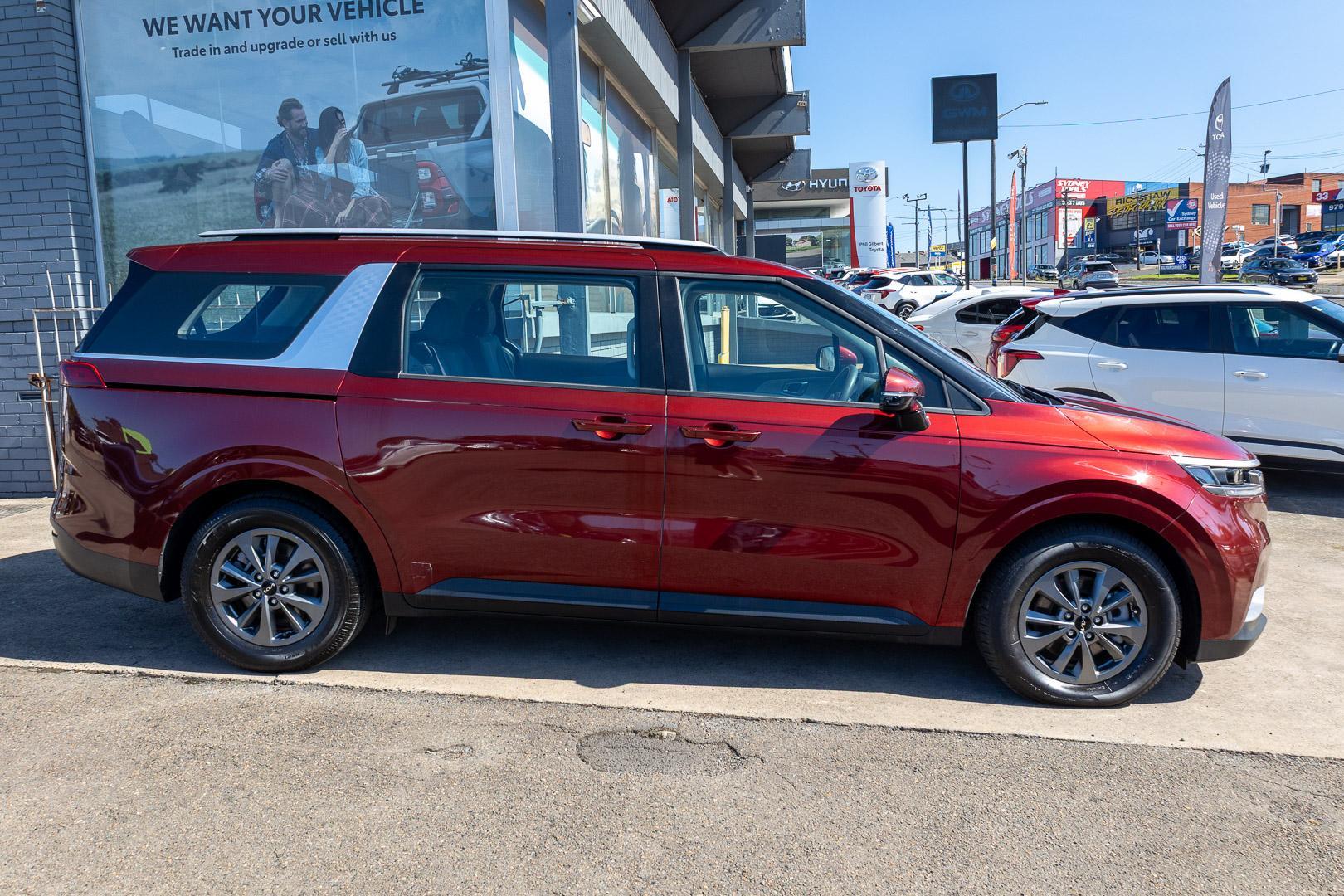 2022 Kia Carnival S in Flare Red (C7r)