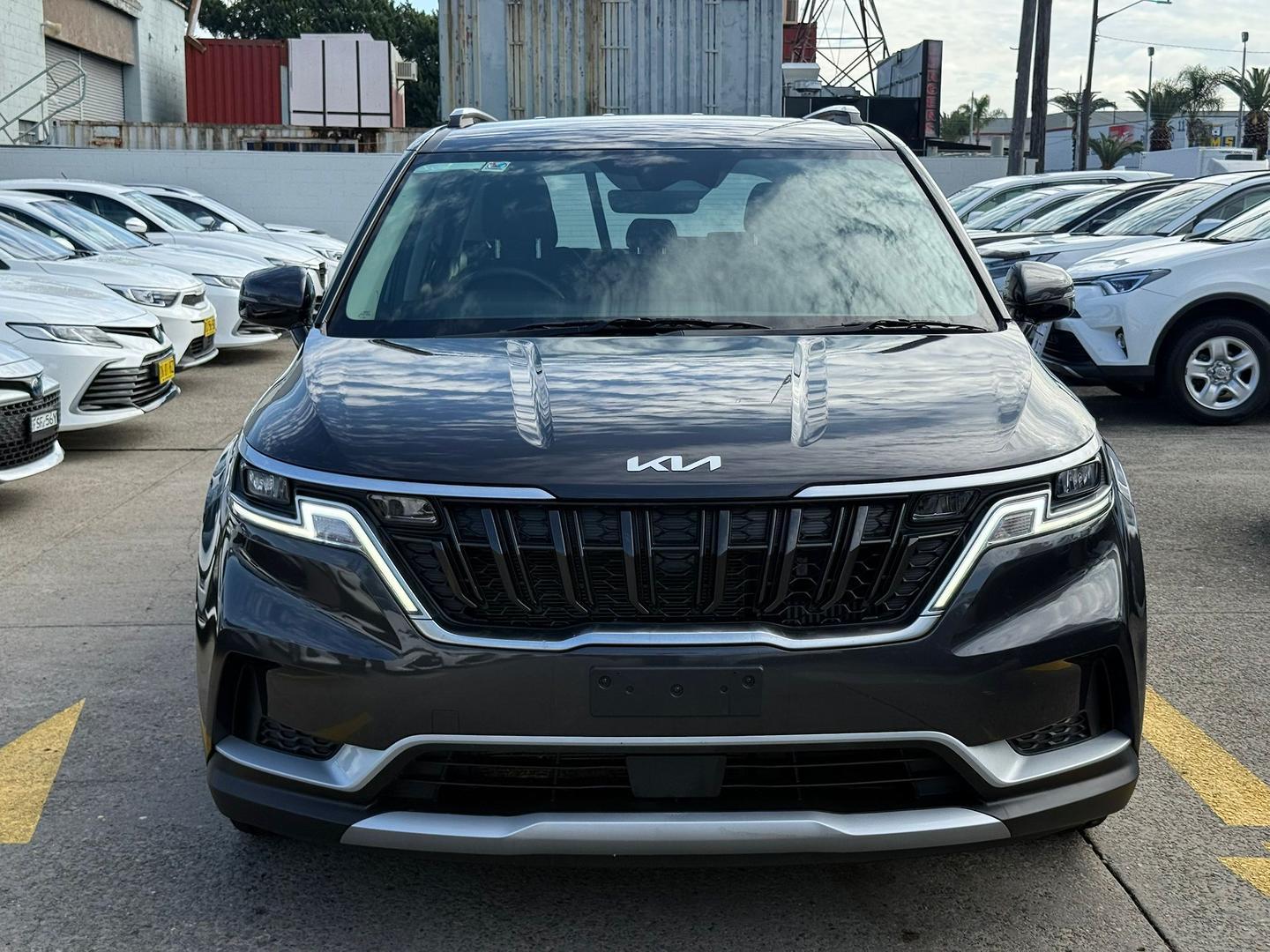 2023 Kia Carnival S in Panthera Metal (P2m)
