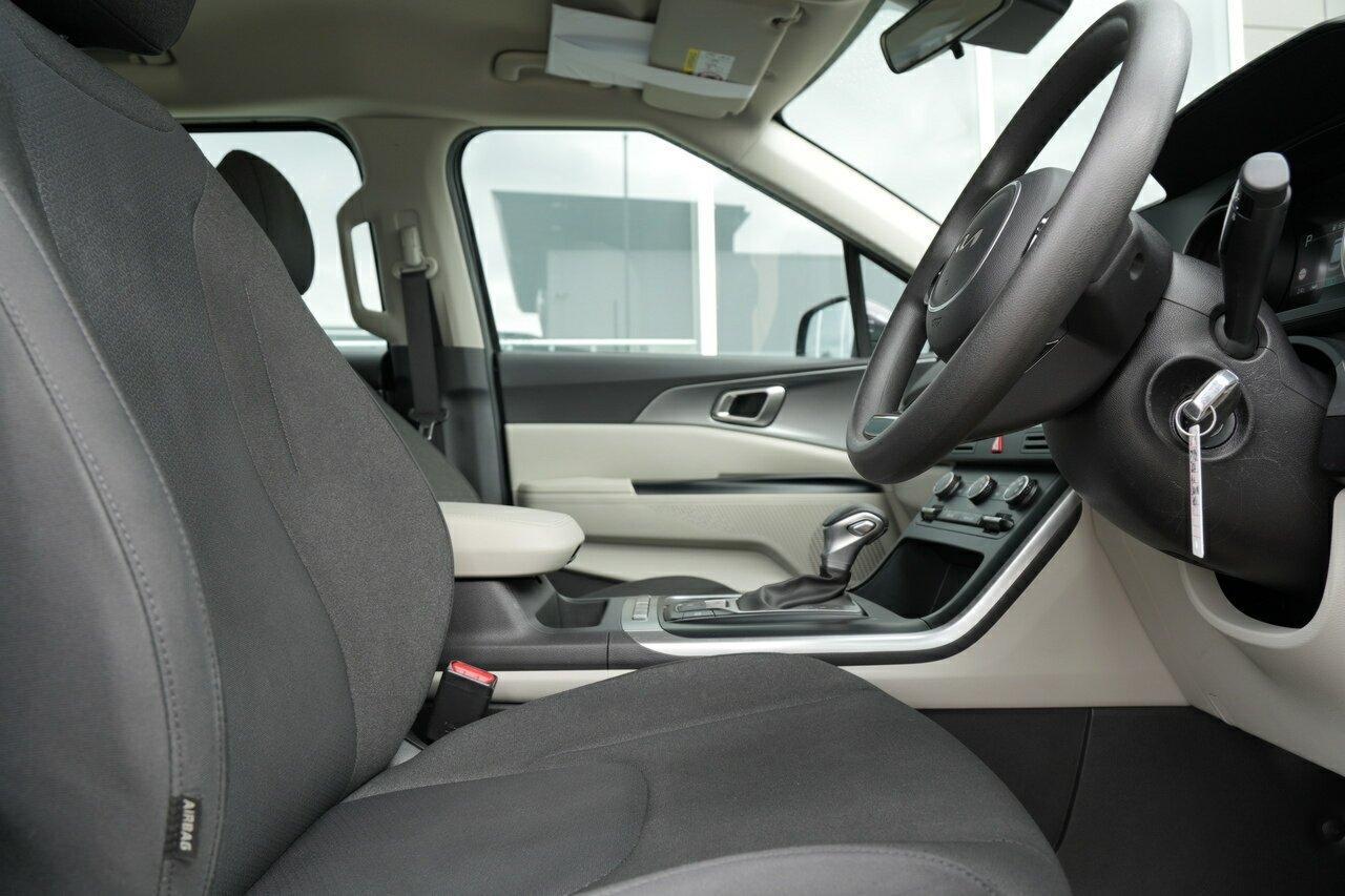 2024 Kia Carnival S in Wolf Gray (C7a)