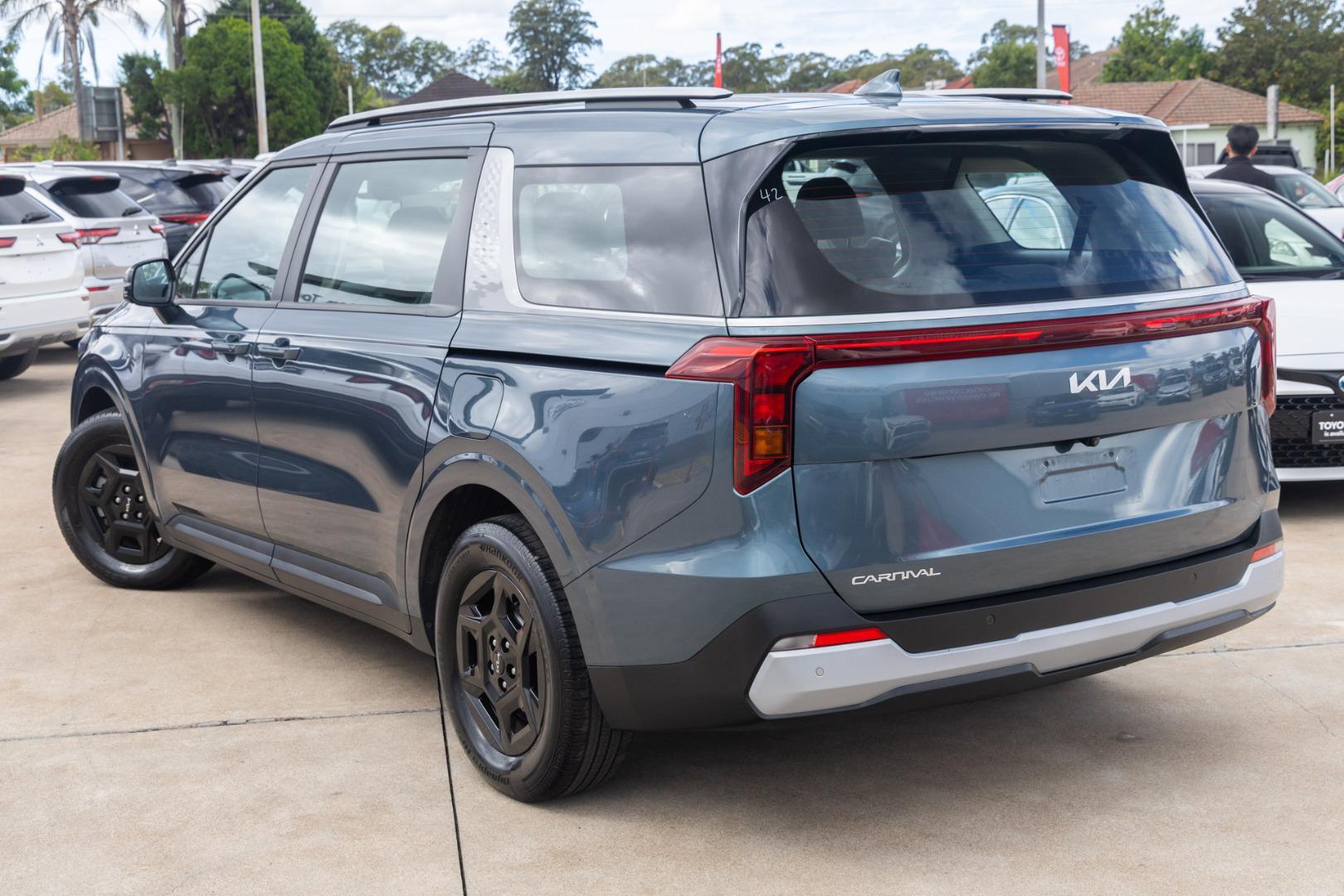 2024 Kia Carnival S in Astra Blue