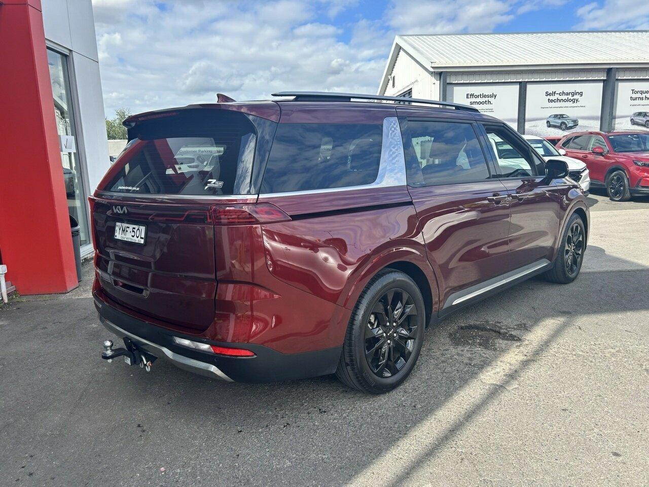 2022 Kia Carnival Platinum in Flare Red (C7r)