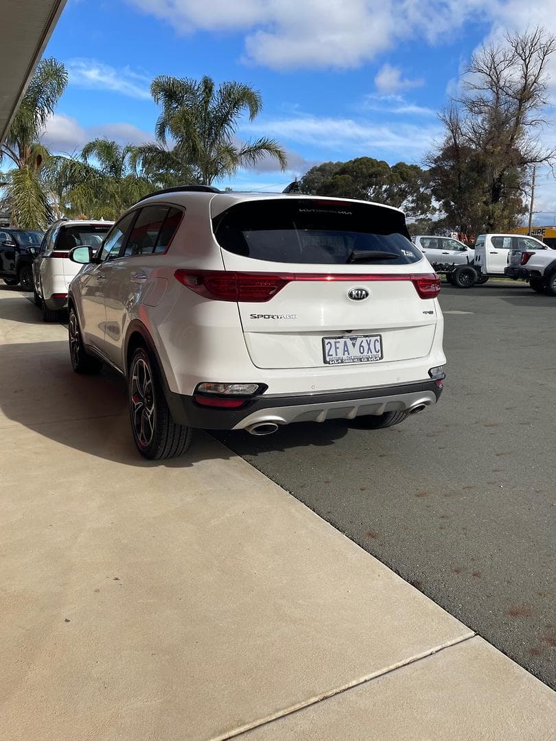 2021 Kia Sportage GT-Line in Clear White
