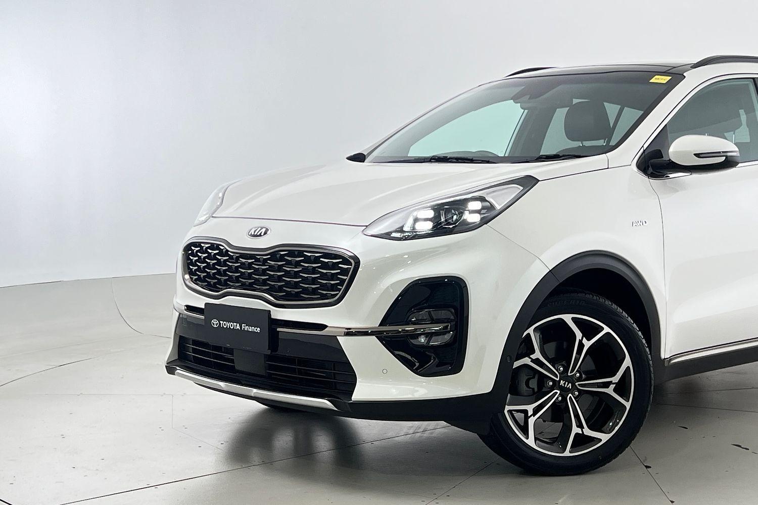 2021 Kia Sportage GT-Line in White