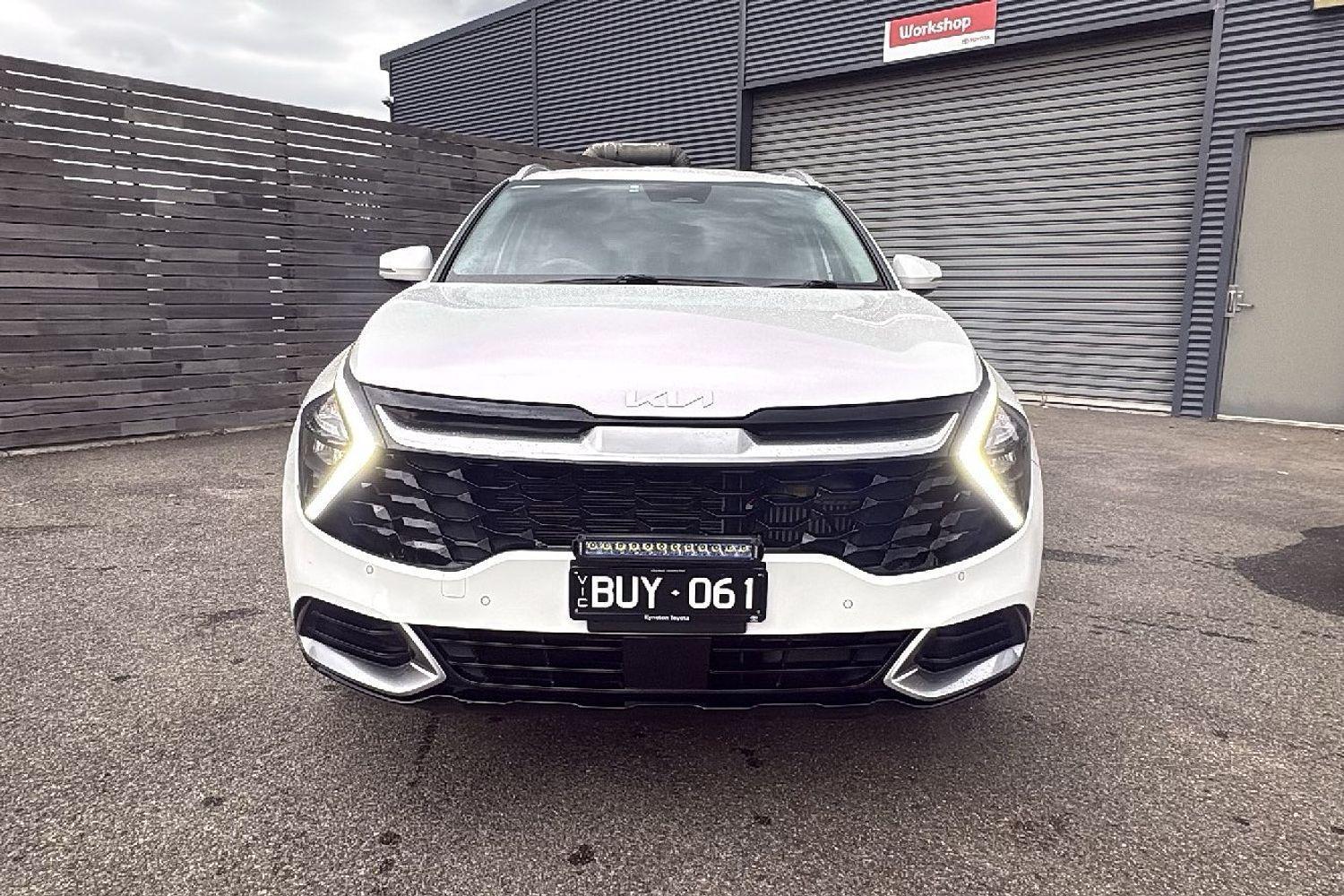 2021 Kia Sportage SX in White