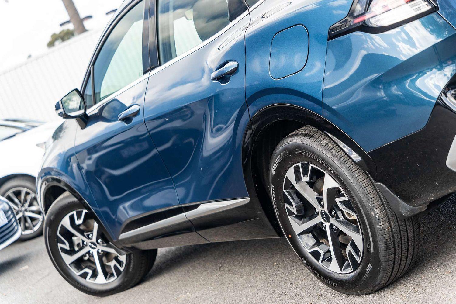 2024 Kia Sportage SX in Other