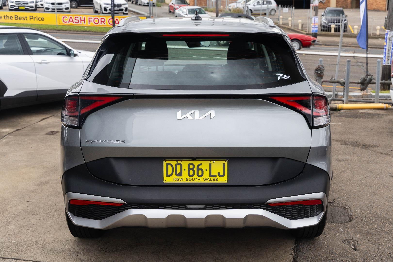 2024 Kia Sportage S in Steel Grey (Klg)