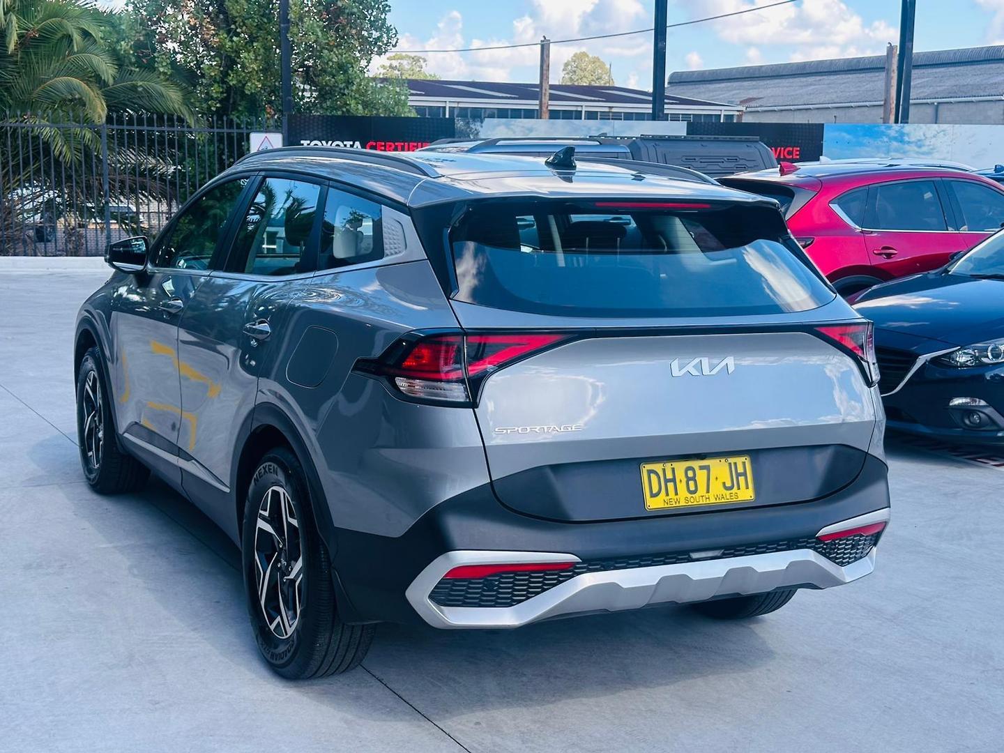 2024 Kia Sportage S in Grey