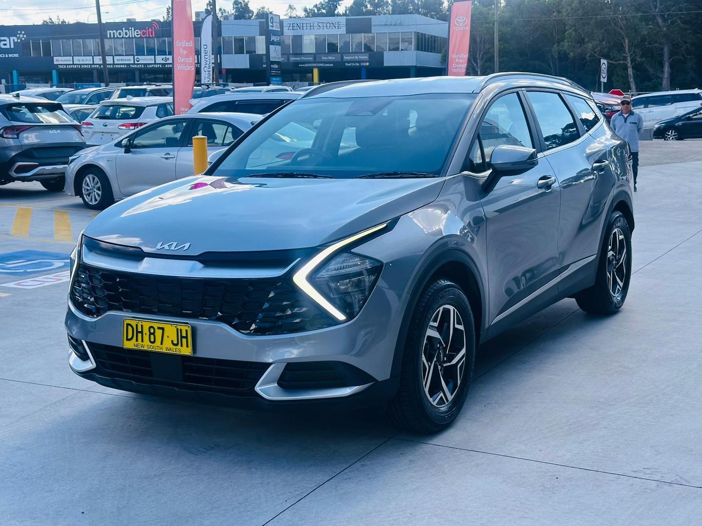 2024 Kia Sportage S in Grey