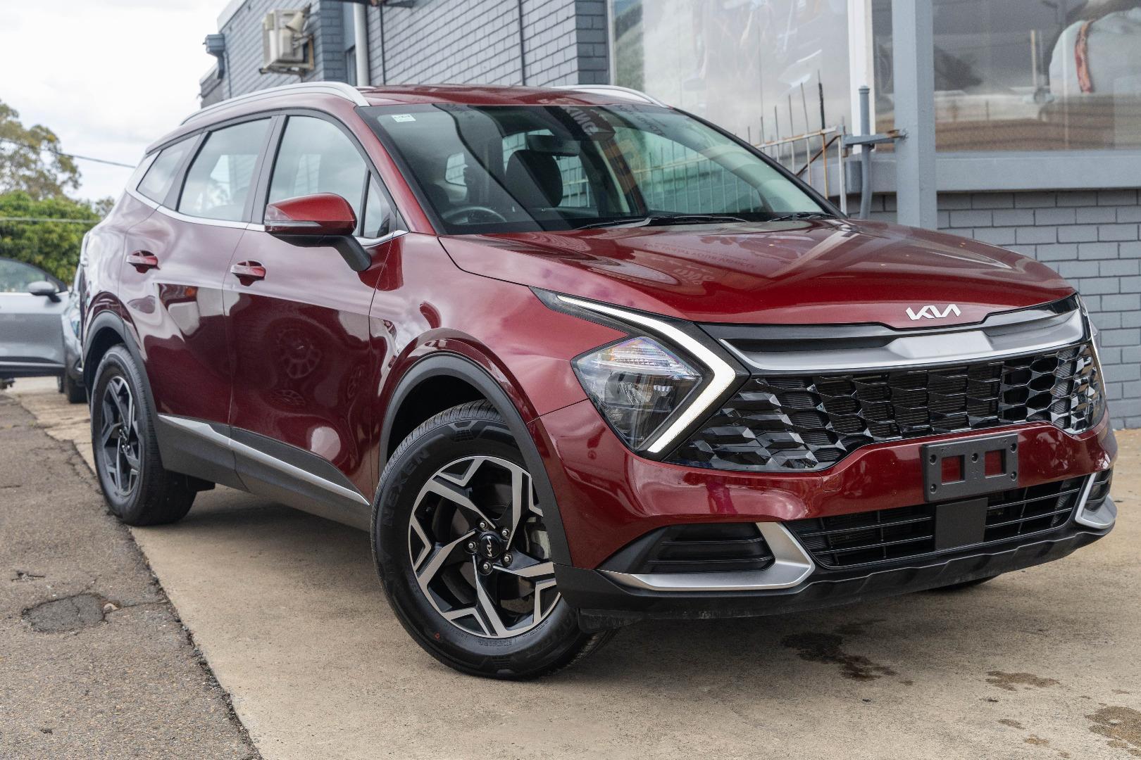 2024 Kia Sportage S in Red