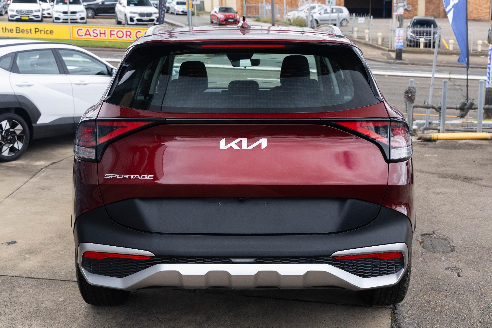 2024 Kia Sportage S in Red