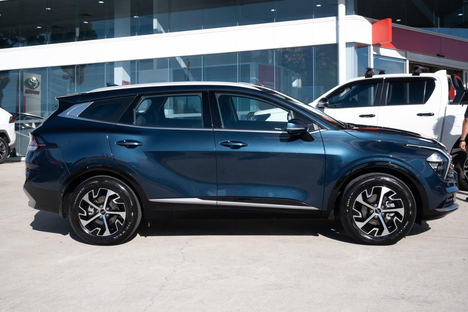 2024 Kia Sportage SX in Other