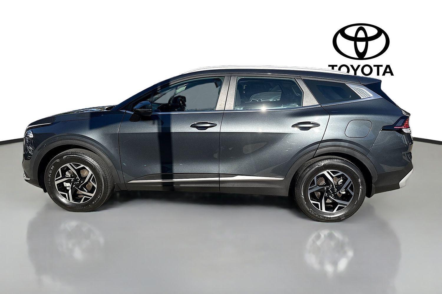 2024 Kia Sportage S in Grey