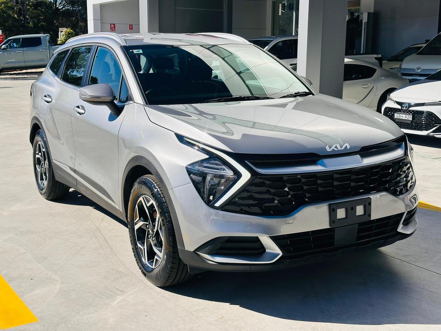2024 Kia Sportage S in Gravity Grey (Kdg)