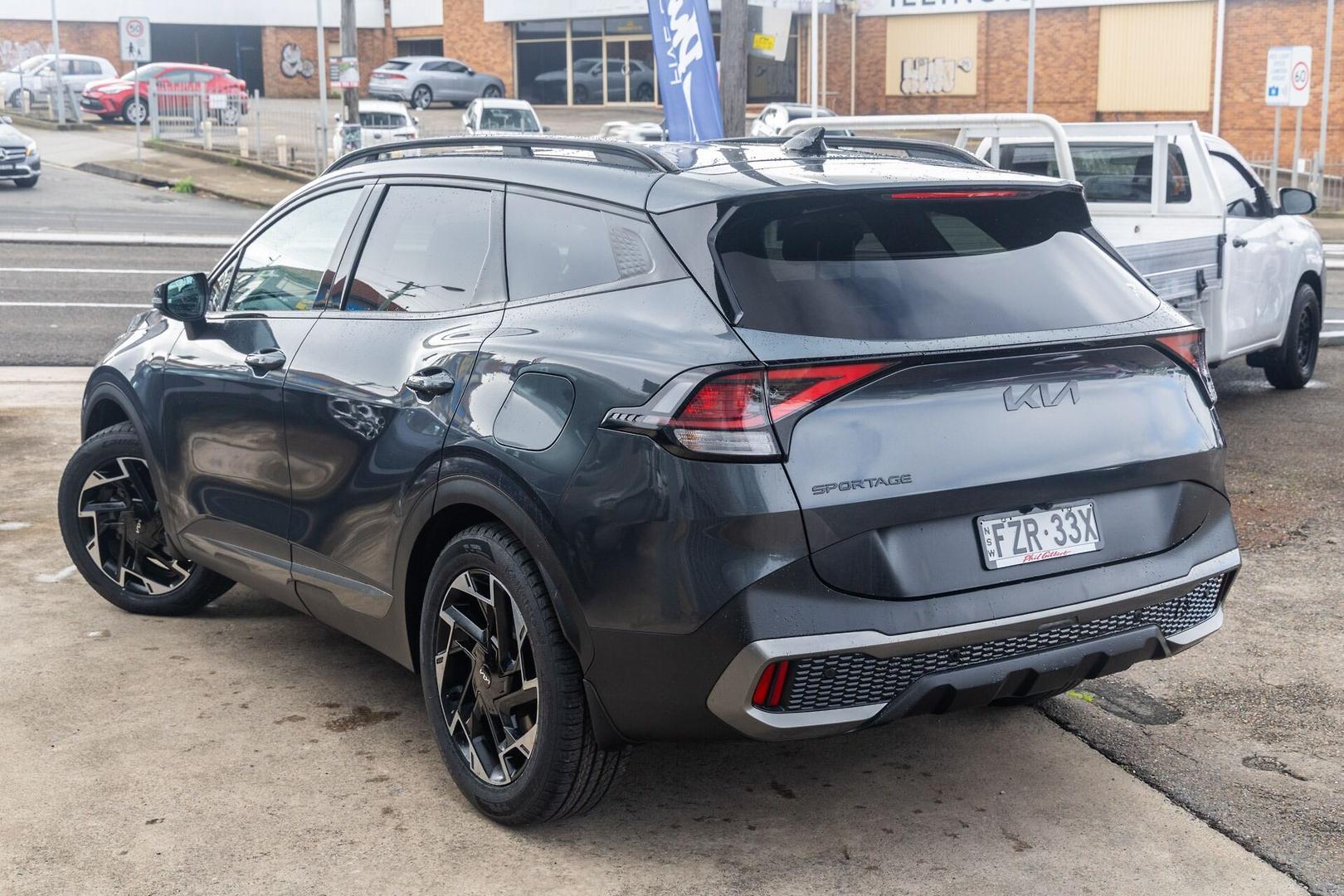 2023 Kia Sportage SX+ in Steel Grey (Klg)