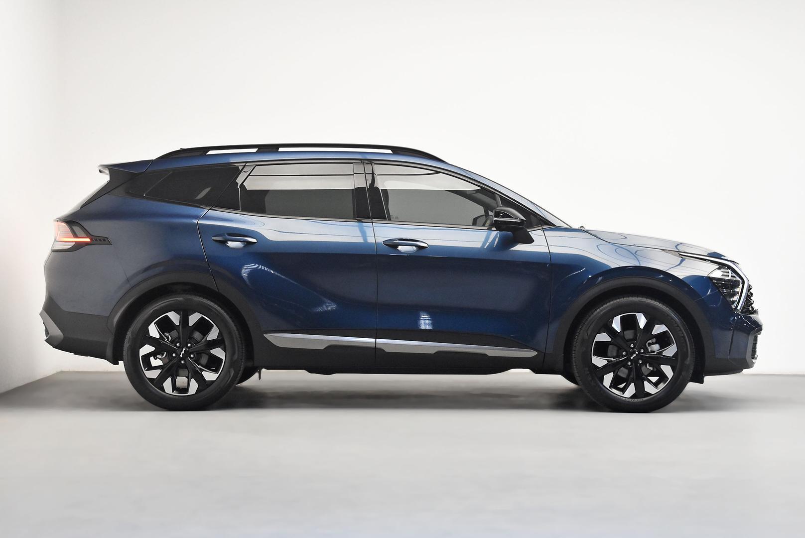 2023 Kia Sportage GT-Line in Blue