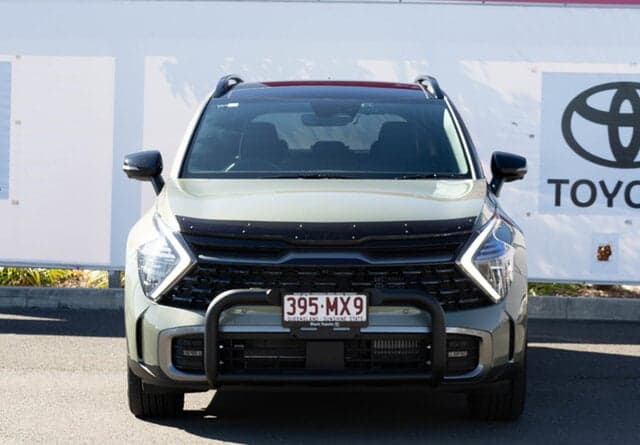 2025 Kia Sportage GT-Line in Green