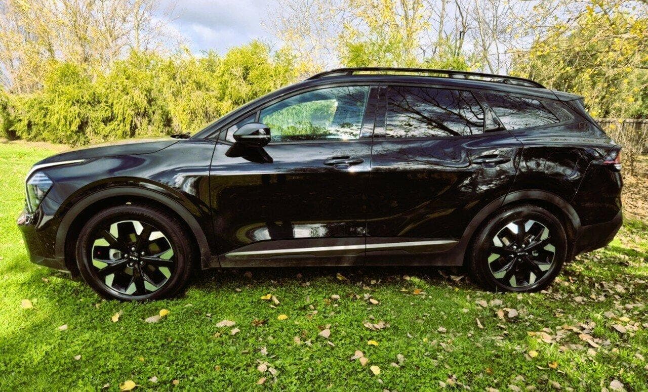 2022 Kia Sportage GT-Line in Black