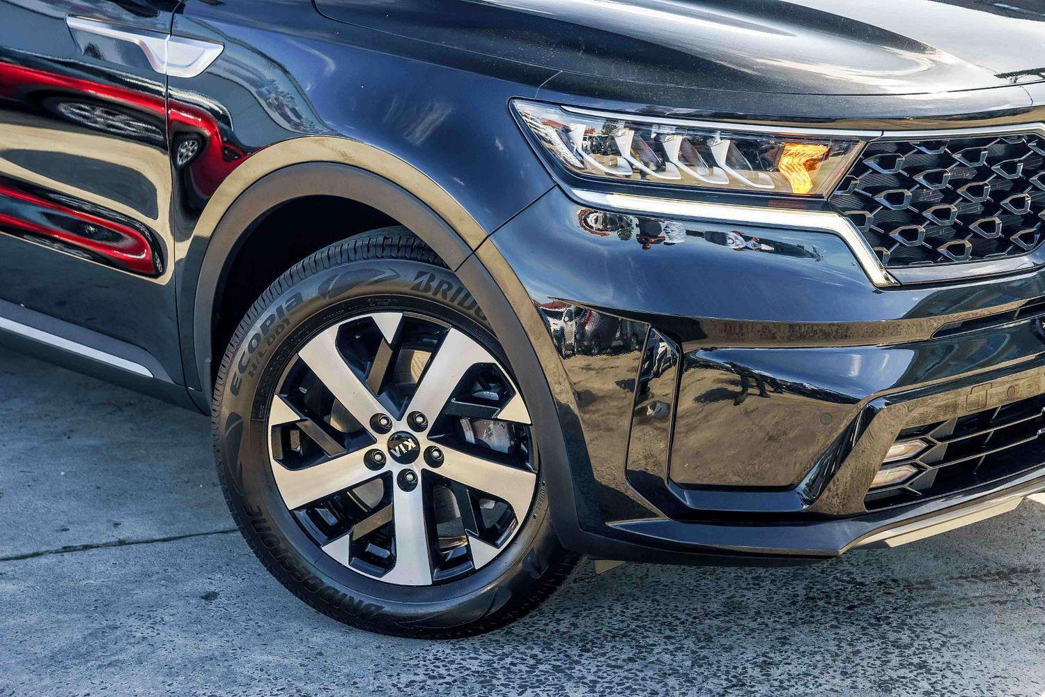 2021 Kia Sorento Sport in Black