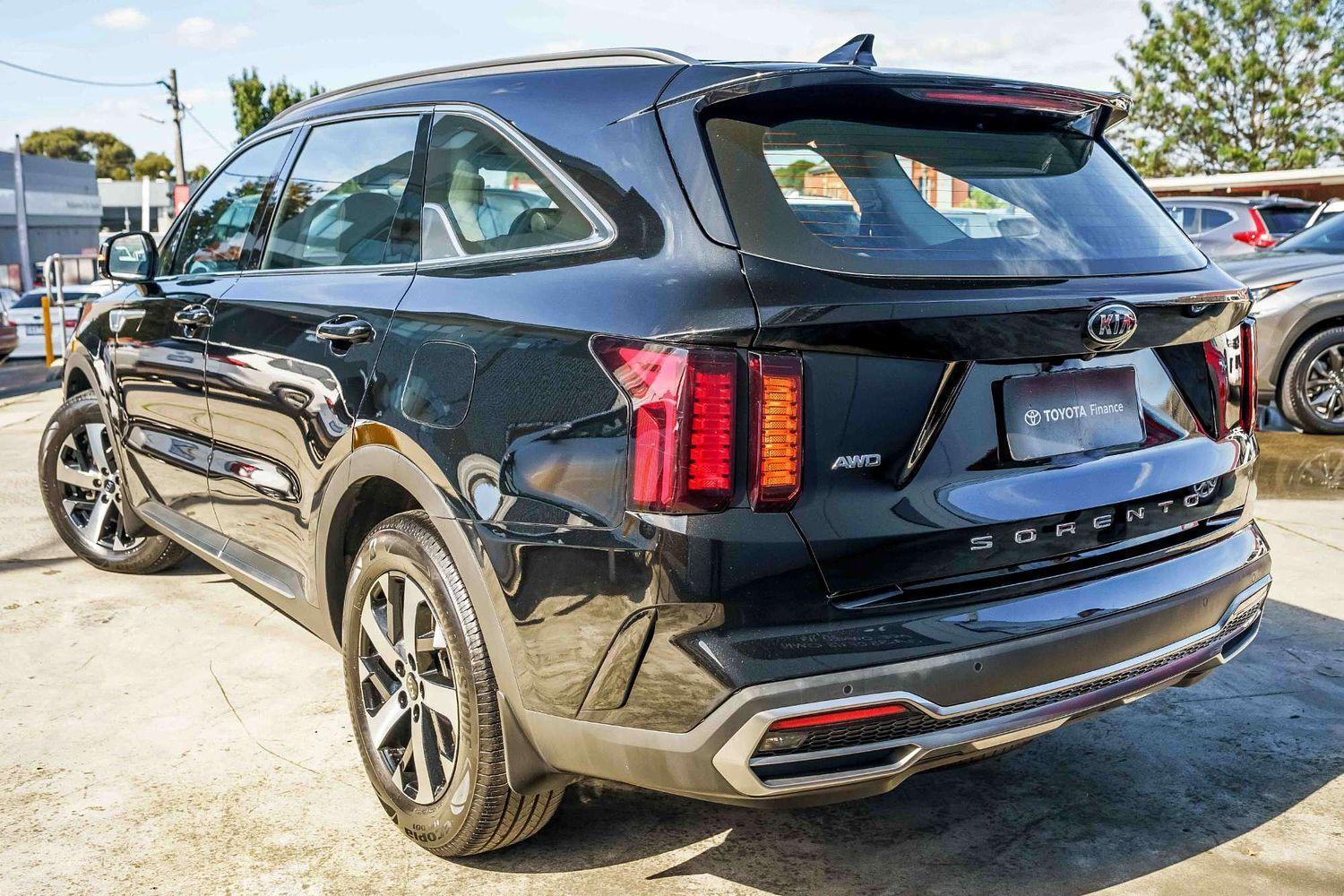 2021 Kia Sorento Sport in Black