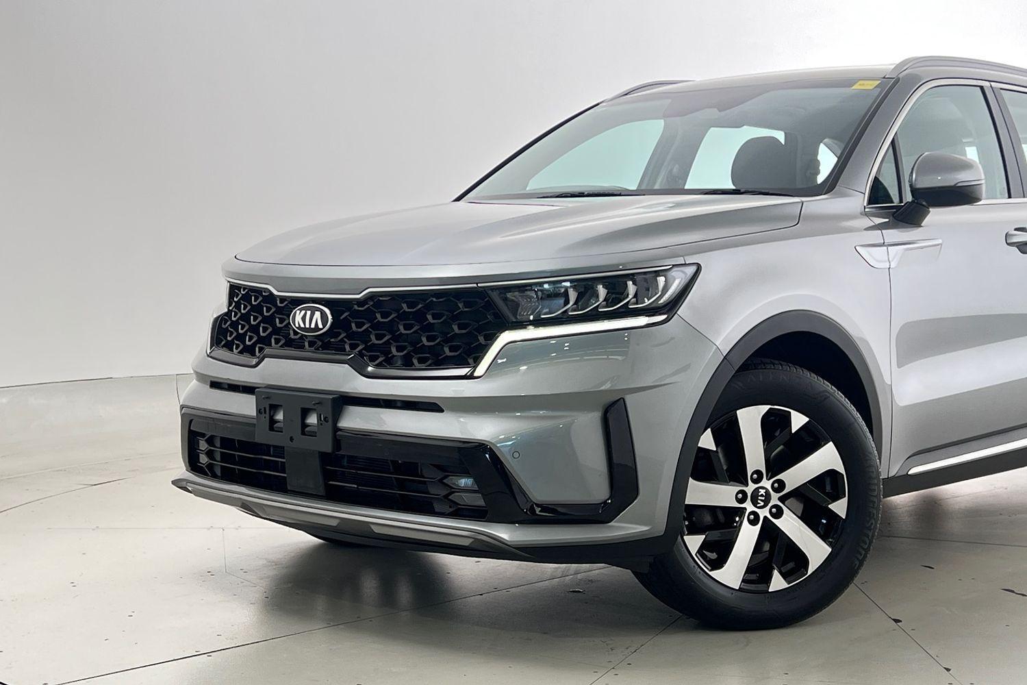 2021 Kia Sorento Sport in Grey