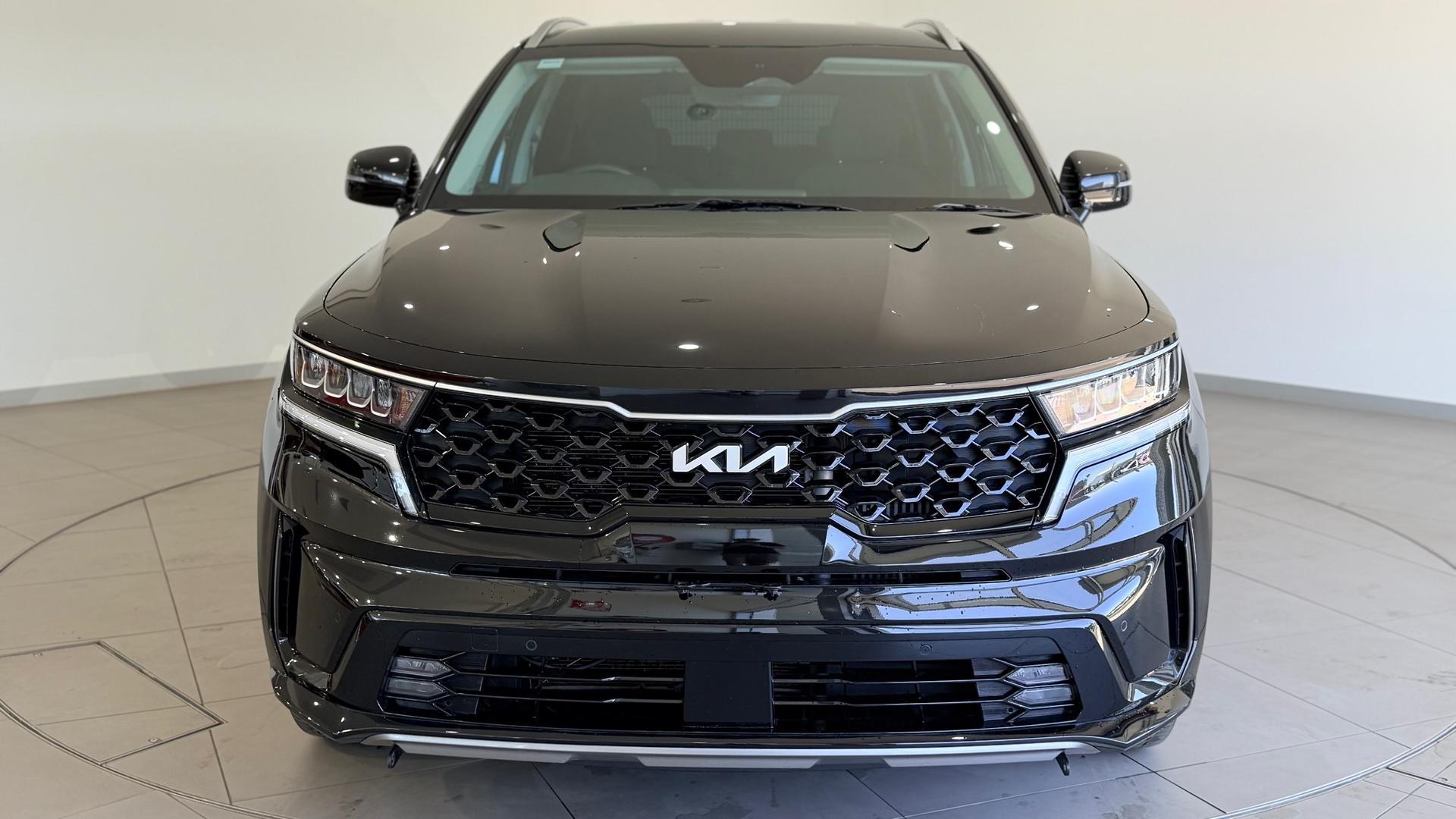 2022 Kia Sorento Sport in Black