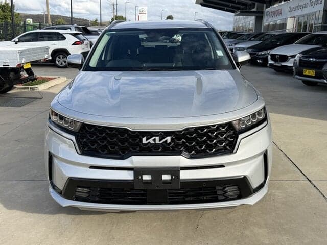 2022 Kia Sorento Sport in Silver