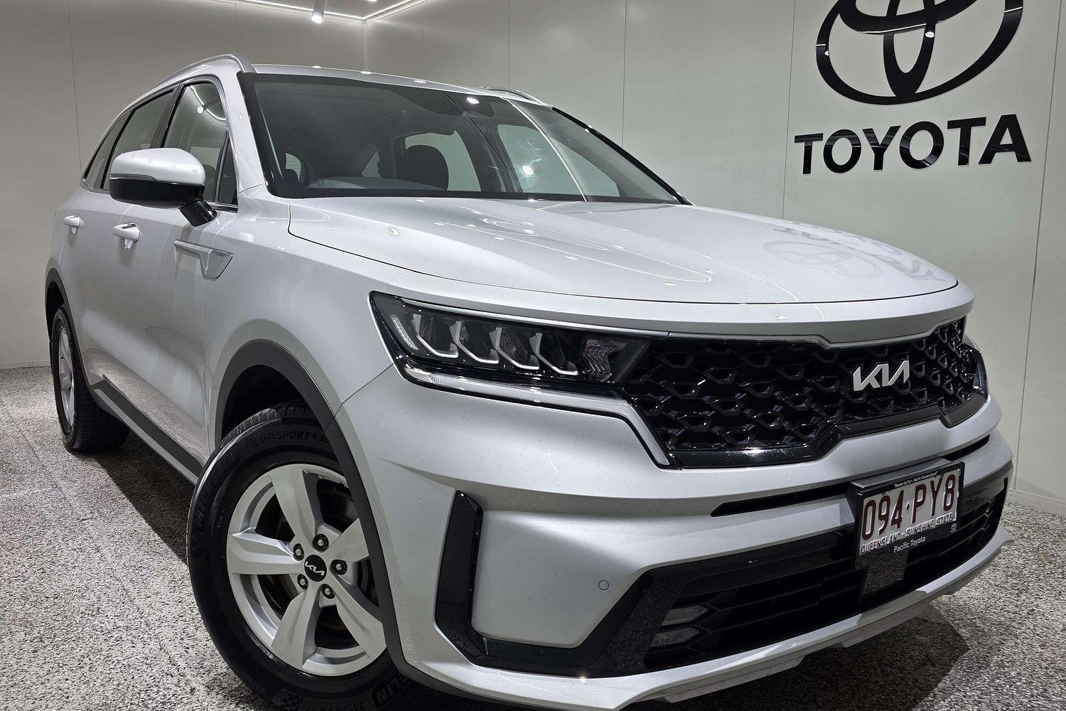 2022 Kia Sorento S in Silver