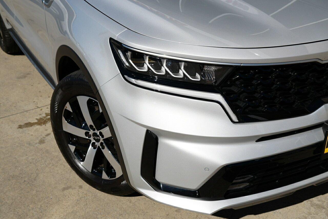 2023 Kia Sorento Sport in Silky Silver (4ss)