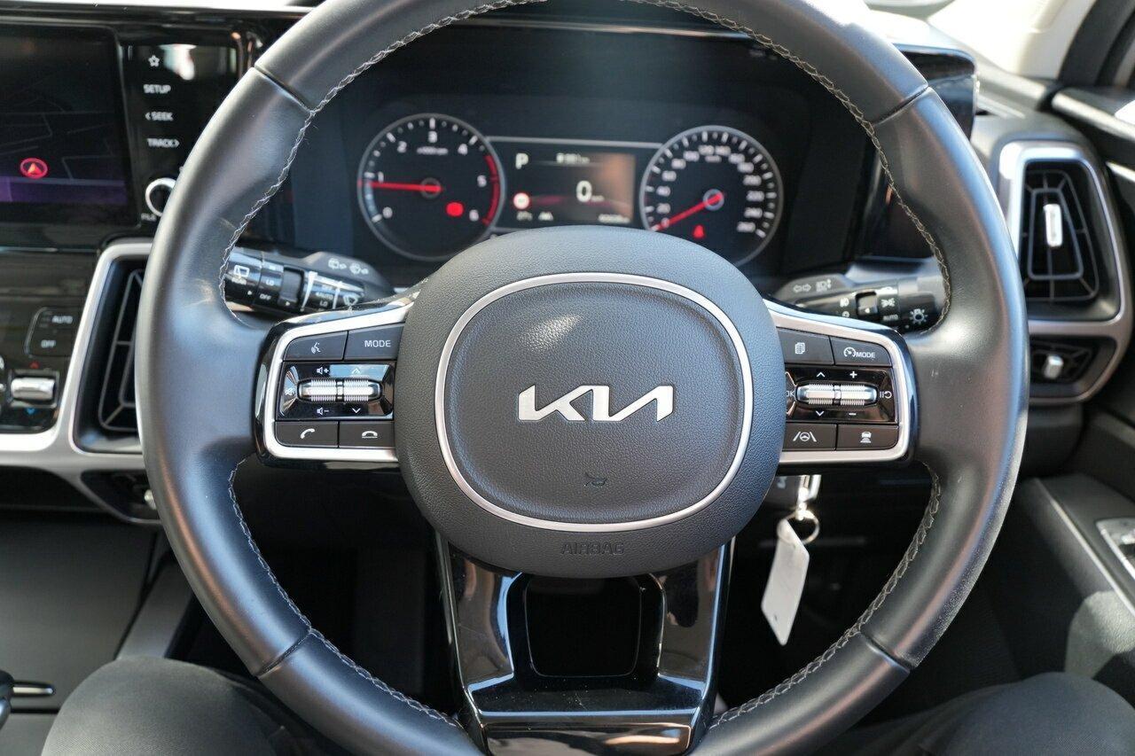 2023 Kia Sorento Sport in Silky Silver (4ss)