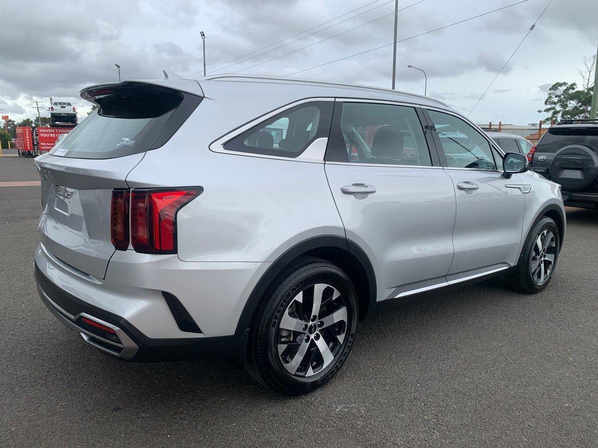 2023 Kia Sorento Sport in Silky Silver (4ss)