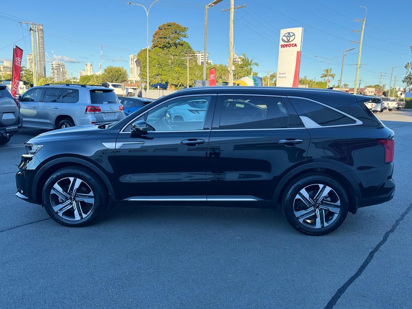 2021 Kia Sorento Sport+ in Black