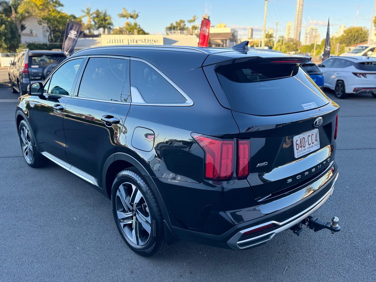 2021 Kia Sorento Sport+ in Black