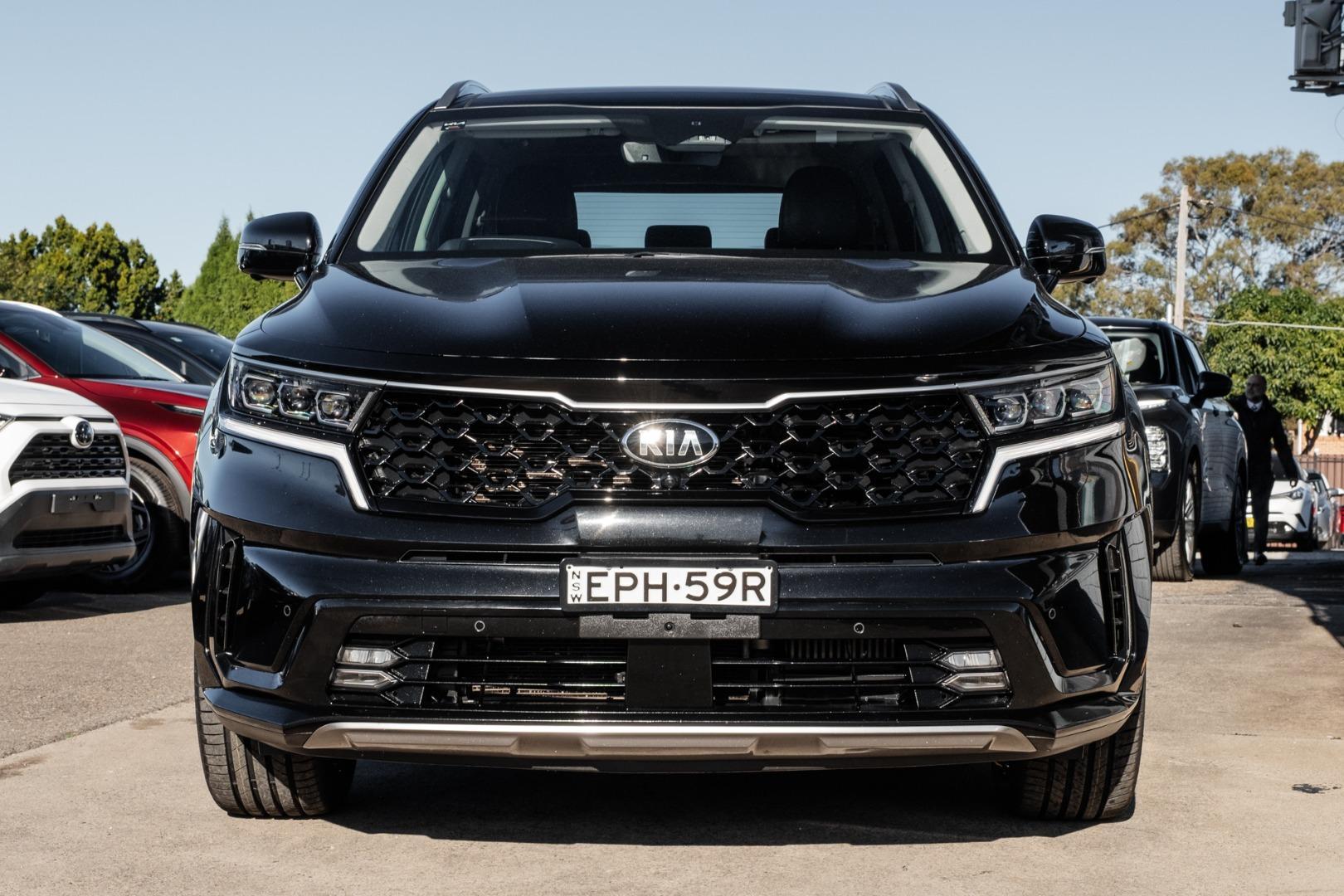 2021 Kia Sorento GT-Line in Black