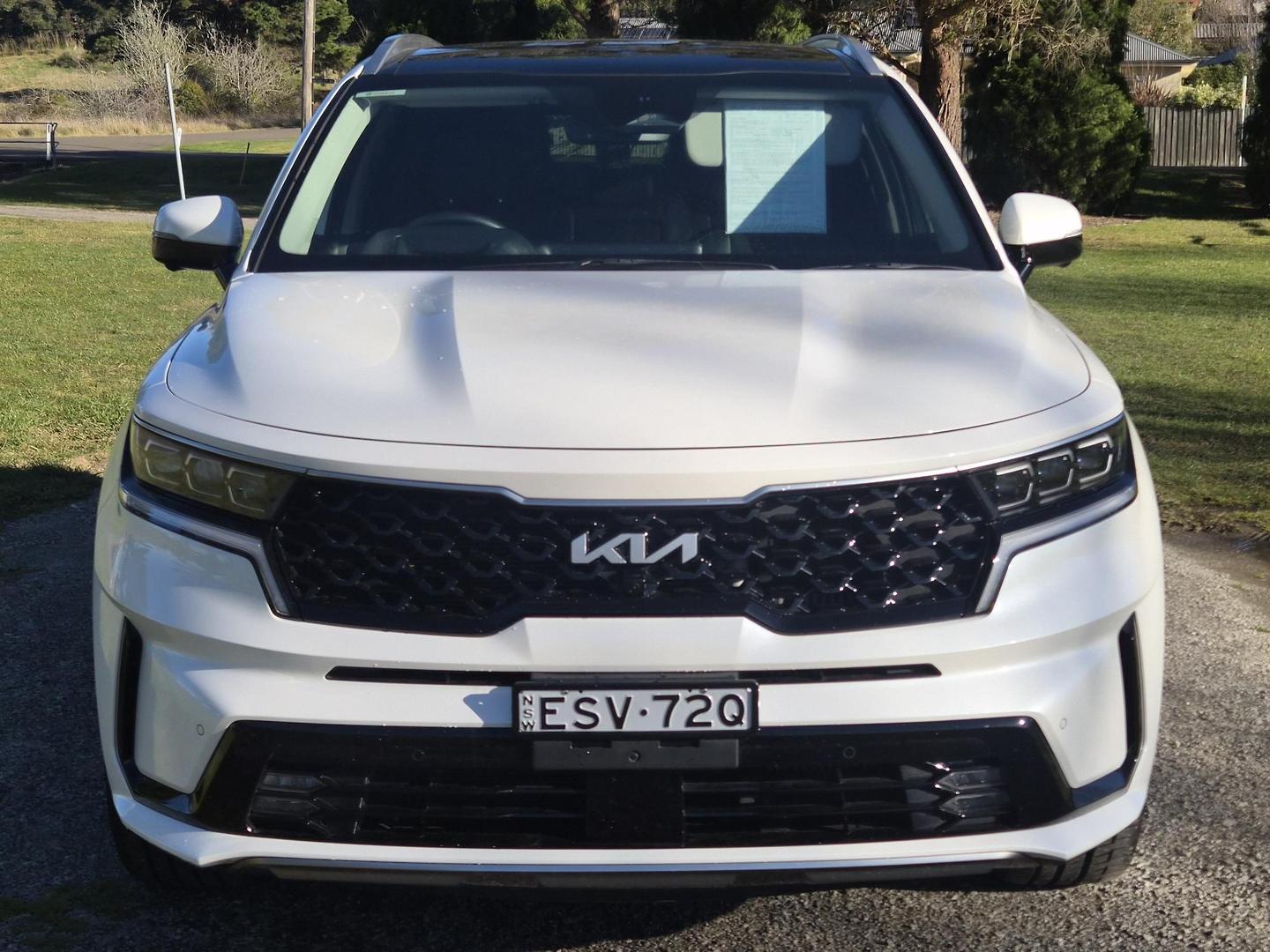 2022 Kia Sorento GT-Line in White