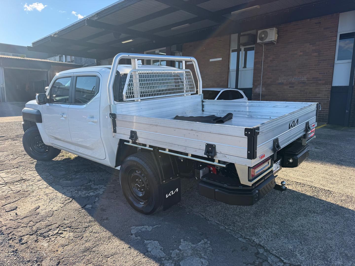 2025 Kia Tasman S in Clear White (Ud)