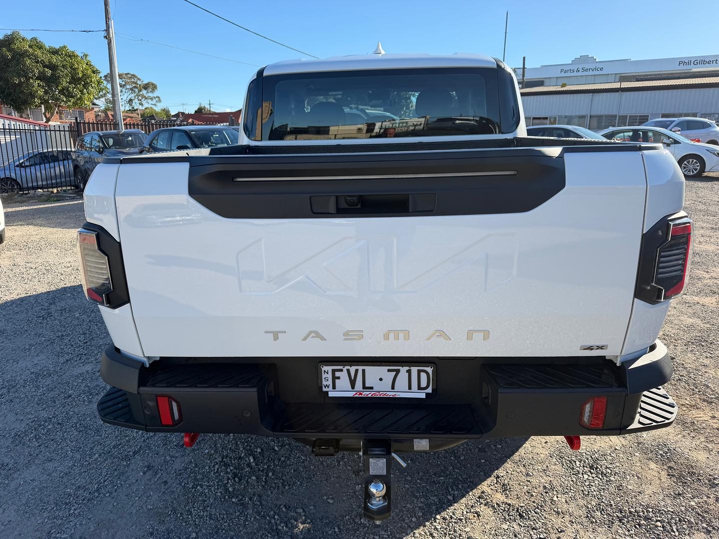 2025 Kia Tasman SX+ in Clear White (Ud)