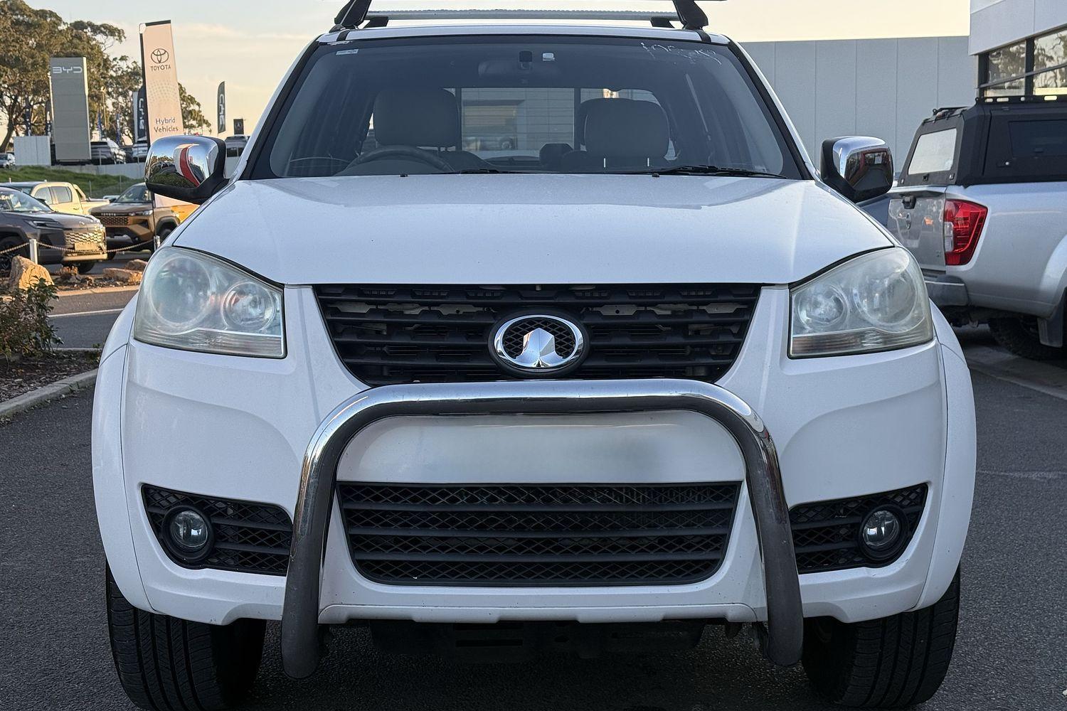 2012 Great Wall V200 Base in White