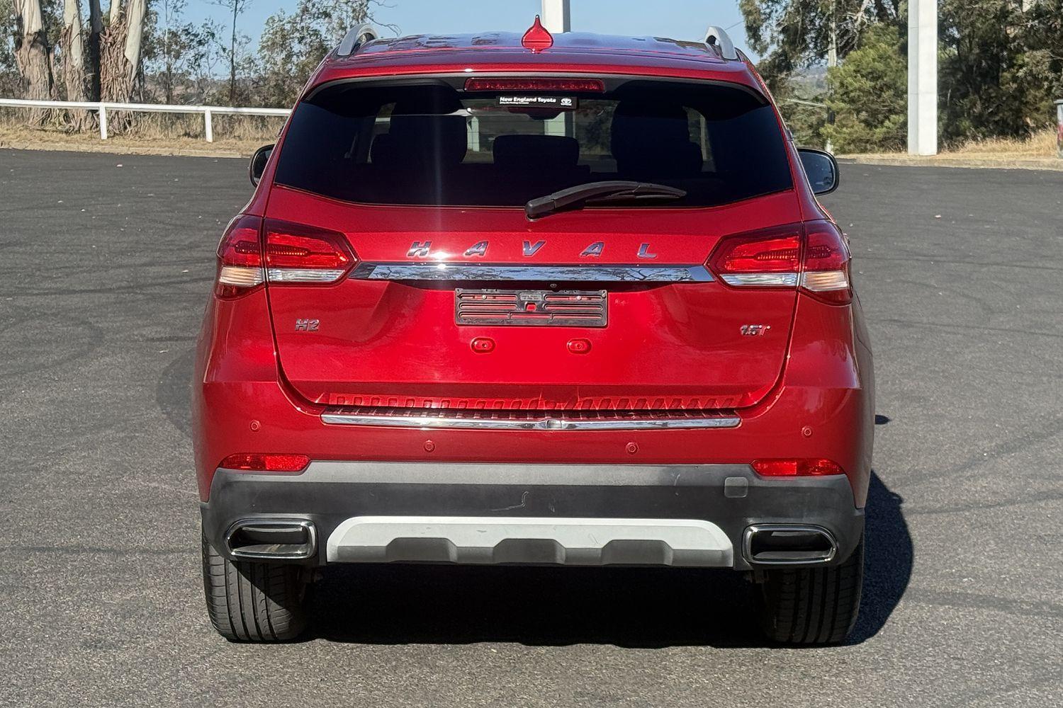 2020 Haval H2 Premium in Red